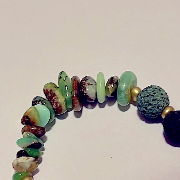 ➡️BOGO⬅️ Peruvian Green Opal, Lava Stone, Amulet & Star Bracelet ✨HOST PICK!✨ - Picture 8 of 10
